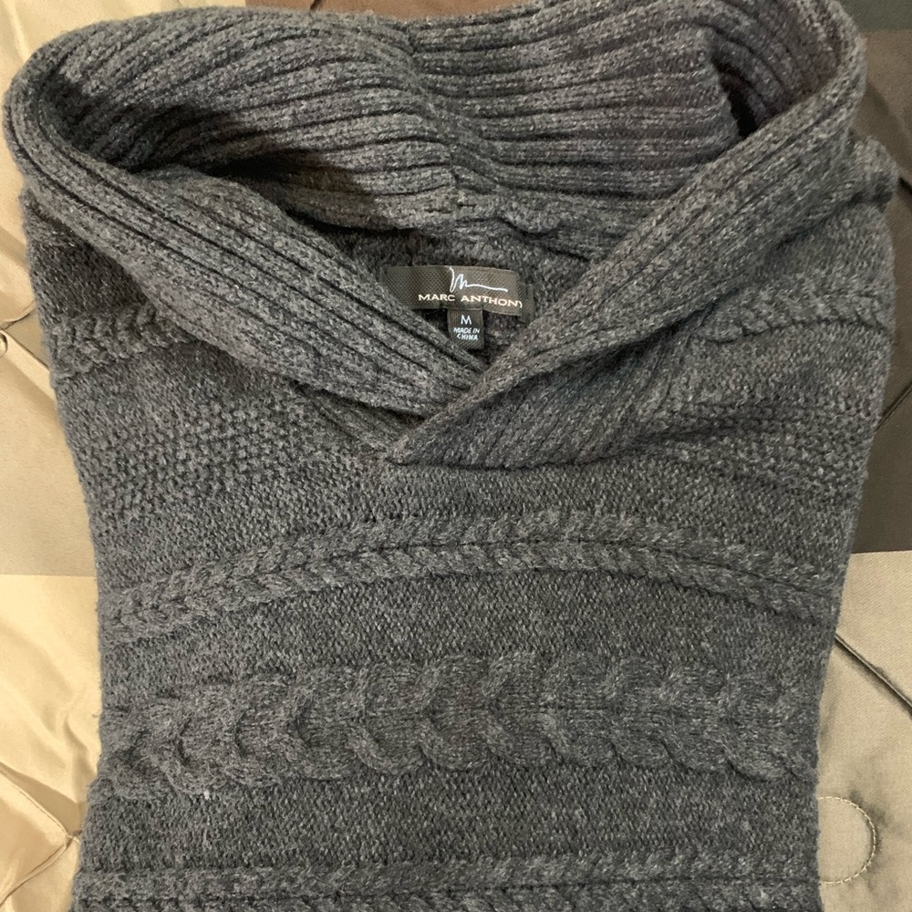 Marc Anthony sweater